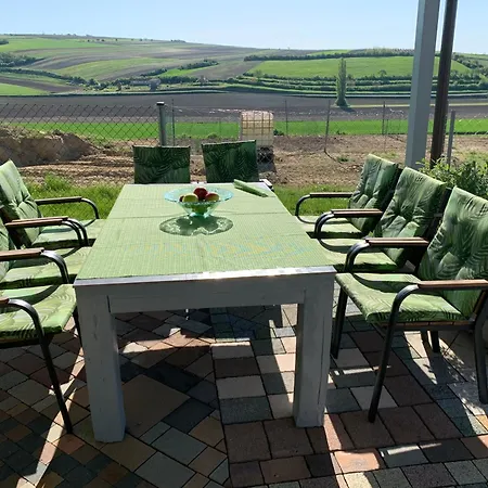 Kuckucksnest Apartment Schrattenberg