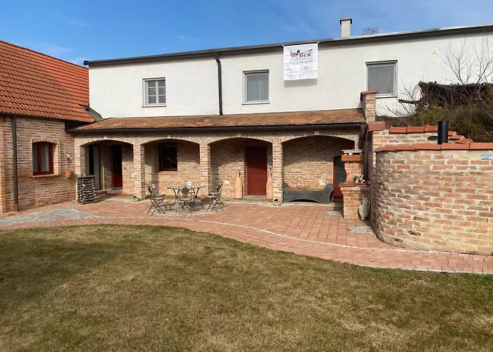 Kuckucksnest Apartment Schrattenberg